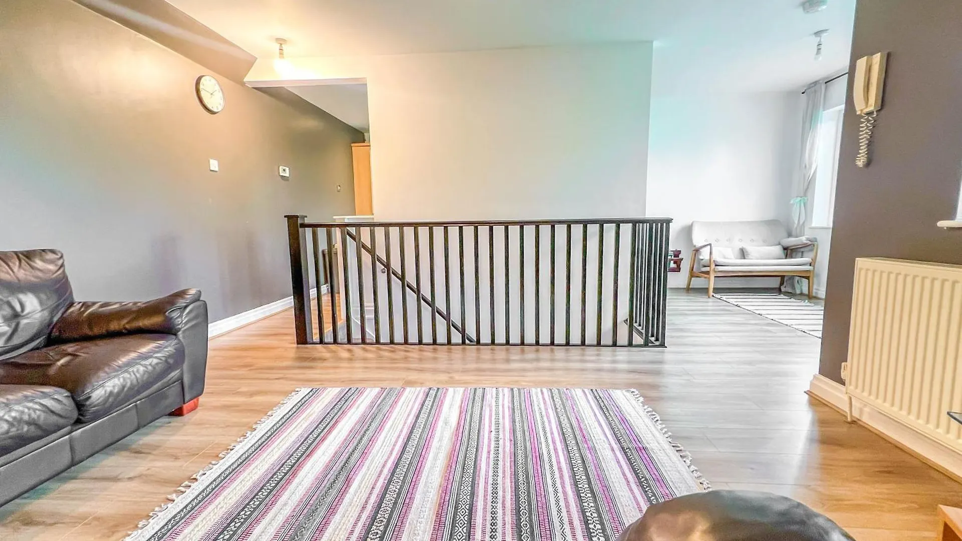 2 Bed - 2 Bath - Duplex Apartment Next To Lbu-Headingley Centre-Ycc Arena-Families-Relocators Meanwood 0*,  United Kingdom