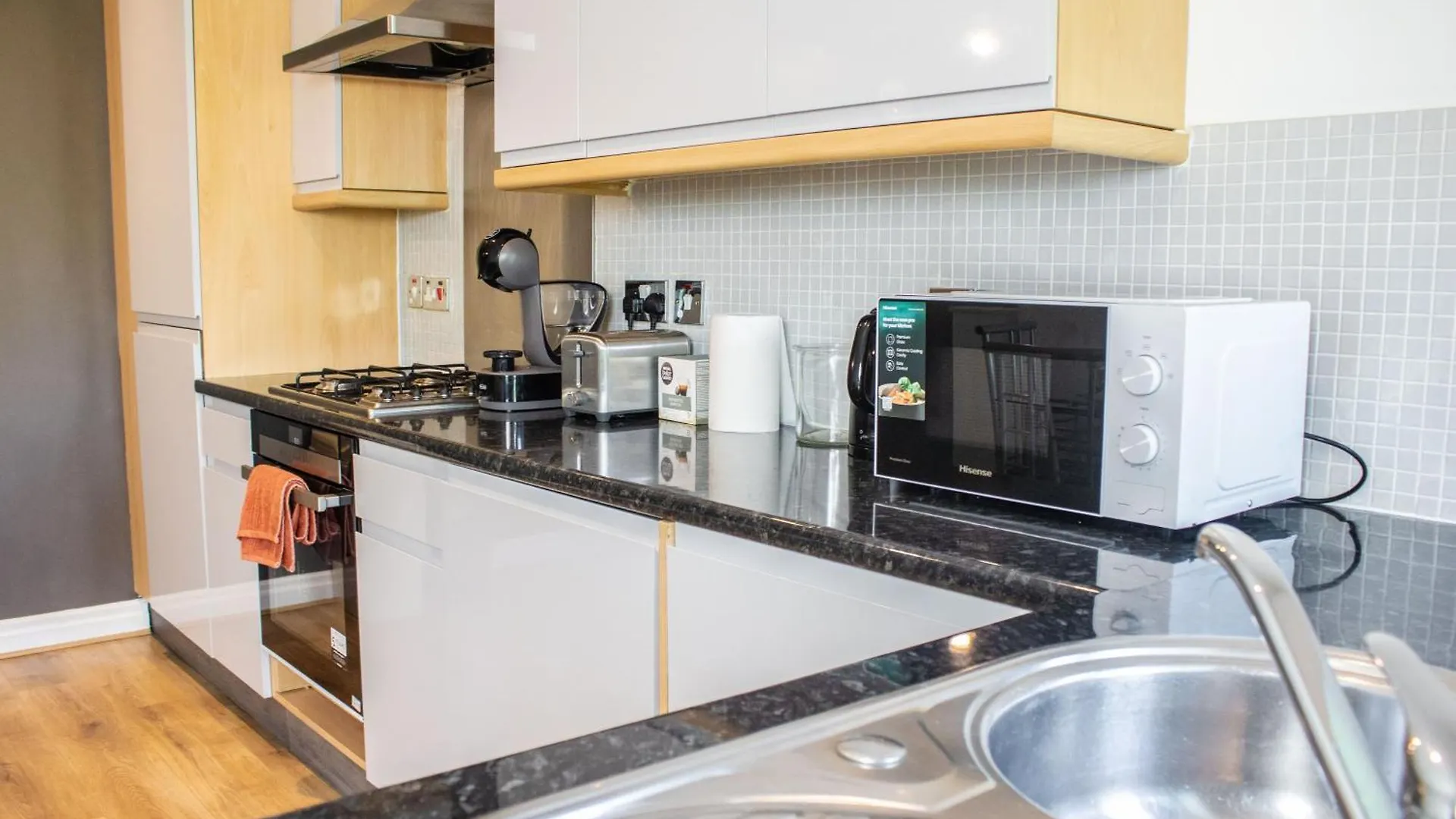 2 Bed - 2 Bath - Duplex Apartment Next To Lbu-Headingley Centre-Ycc Arena-Families-Relocators Meanwood